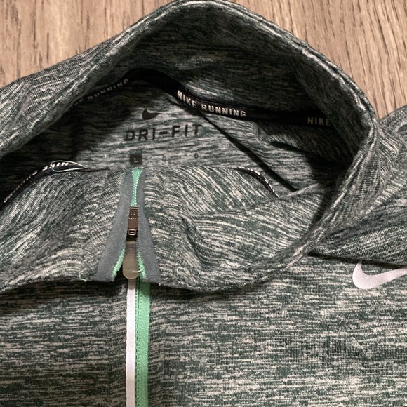 Nike Dri-Fit Running long sleeve top - Picture 2 of 2